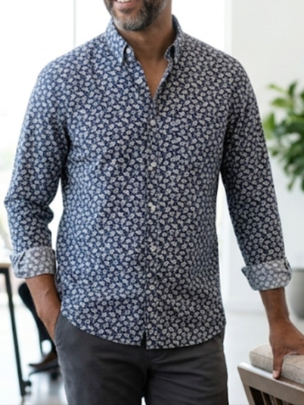 AE Men's Navy Floral Button Down Long Sleeve Shirt 100% Cotton, Size Large